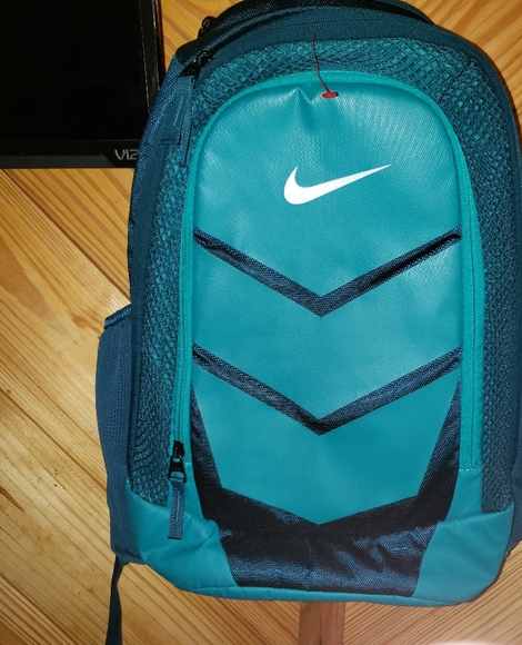 nike max air backpack teal